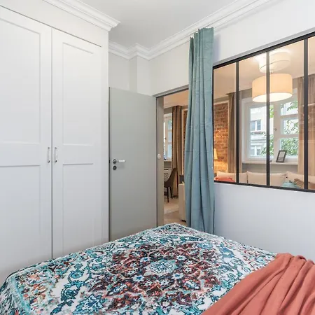 Superapart Wojska Polskiego, Serene Urban Retreat With Skyline Views Appartement *